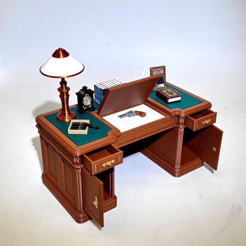 Office Furniture Set - مجموعة كراسي مكتبية صغيرة عتيقة لبيت